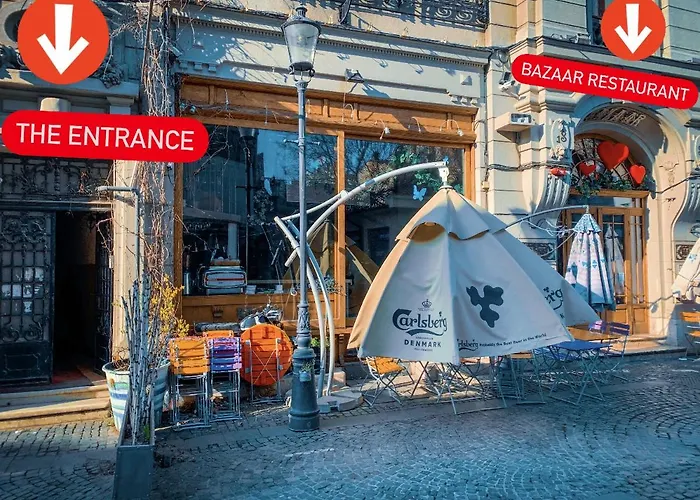 Апартаменти Cool Flat In The Heart Of Bucharest's Fun And History Бухарест