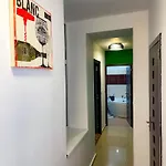Cool Flat In The Heart Of Bucharest's Fun And History Bucareste