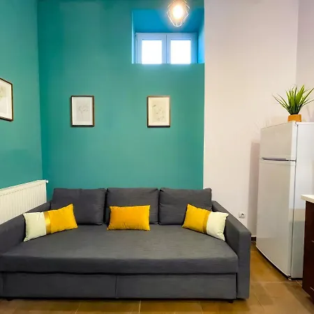 公寓 Cool Flat In The Heart Of Bucharest's Fun And History