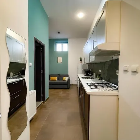 Cool Flat In The Heart Of Bucharest's Fun And History 公寓 布加勒斯特