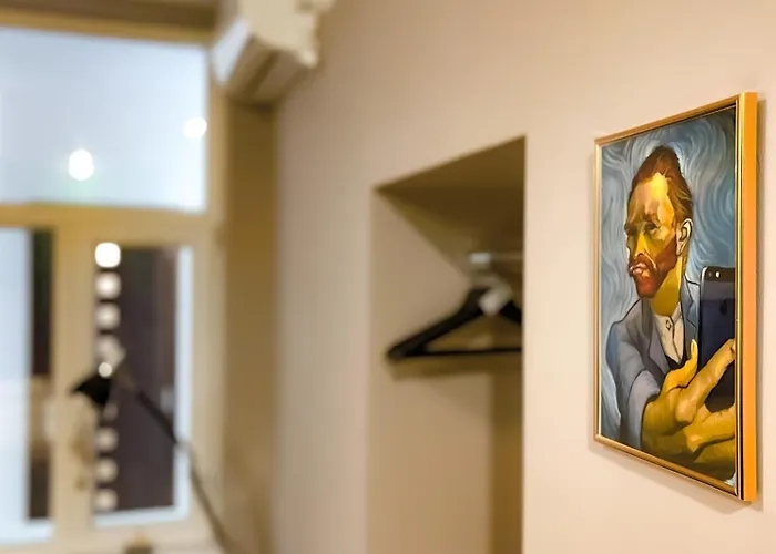 Cool Flat In The Heart Of Bucharest's Fun And History Apartament